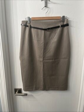NWT Express Taupe Pencil Skirt with Thin Black Belt